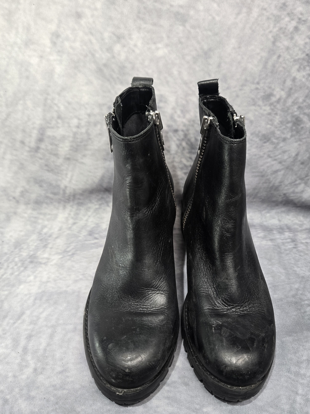 Lavorazione Artigiana Black Leather Side Zip Ankle Boots Women